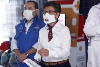 Alcaldesa de Bogotá, Claudia López, vuelve a exponer y a discriminar a migrantes venezolanos (Video) 1