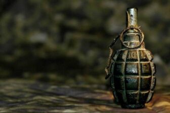 Mueren 2 niños al manipular granada: "Creían que era una pelota" 1