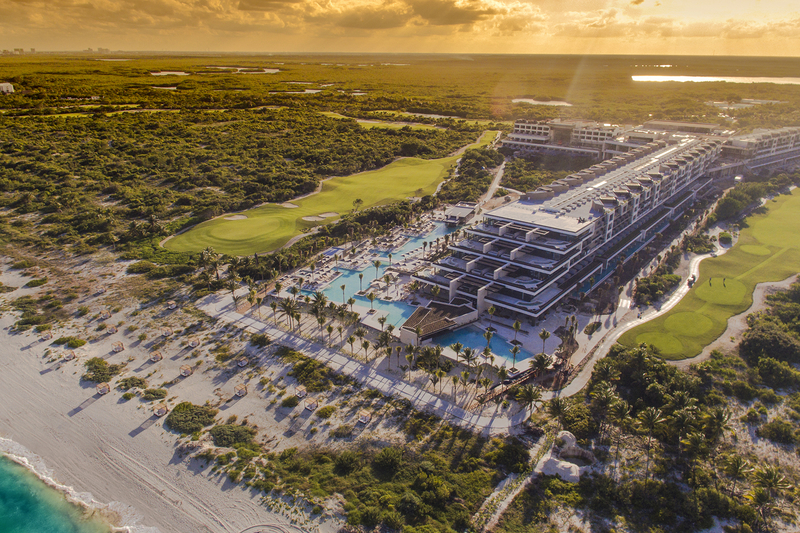 Vacaciones inolvidables en Hotel Estudio Playa Mujeres Complejo 5 Estrellas