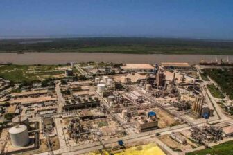 Colombia suspendió control sobre Monómeros tras juramentación de Petro 1